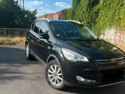 Gebraucht Ford Kuga Ambiente 163 PS (119 kW) 2013 Schwarz SUV