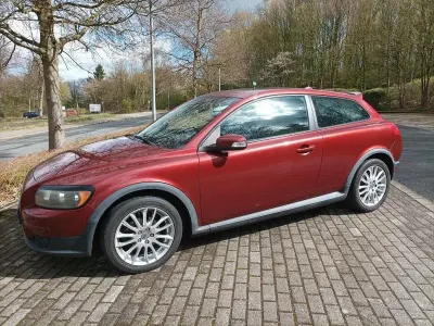 Usata Volvo C30 136 CV (100 kW) 2007 Rosso Utilitaria