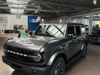 Neu Ford Bronco Outer Banks 2026 Schwarz SUV