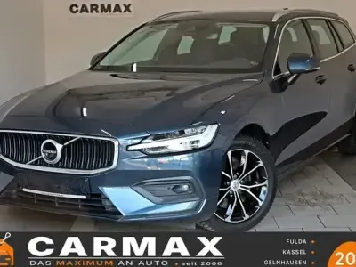 Second-hand Volvo V60 Momentum 197 CP (144 kW) 2021 Albastru Break