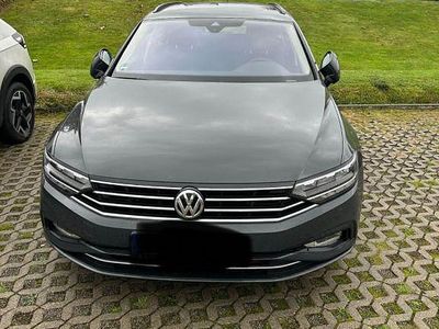 Gebraucht VW Passat Business 150 PS (110 kW) 2019 Grau Kombi