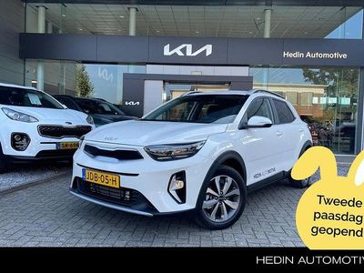 Gebraucht Kia Stonic 101 PS (74 kW) 2025 Weiß SUV