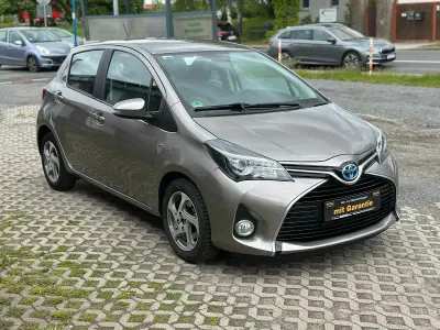 Brugt Toyota Yaris Hybrid 101 HK (74 kW) 2014 Hatchback