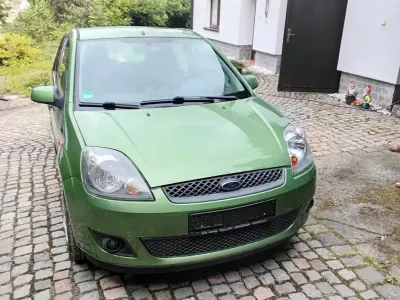 Gebraucht Ford Fiesta 80 PS (58 kW) 2007 Kleinwagen