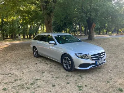 Gebraucht Mercedes E220 194 PS (142 kW) 2019 Silber Limousine