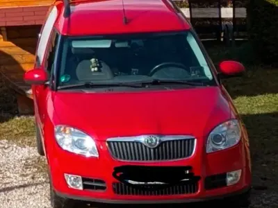 Gebraucht Skoda Roomster 105 PS (77 kW) 2008 Rot Van / Kleinbus