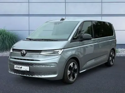 Używany VW T7 Life 150 KM (110 kW) 2025 Srebrny Van