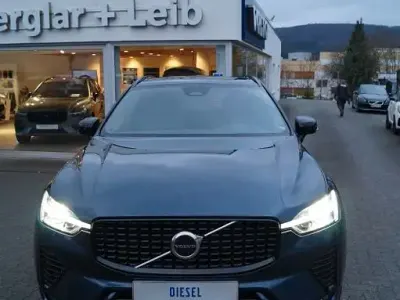 Gebraucht Volvo XC60 Plus 197 PS (144 kW) 2023 Blau SUV