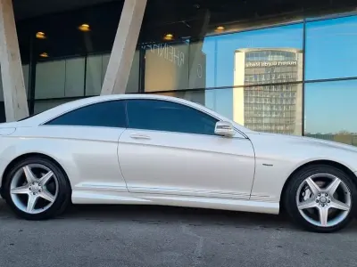 Gebraucht Mercedes CL500 AMG 435 PS (319 kW) 2012 Weiß Coupé