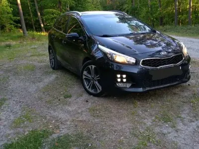 Gebraucht Kia Ceed GT GT-Line 132 PS (97 kW) 2015 Schwarz Limousine