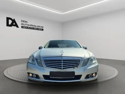 Gebraucht Mercedes E250 204 PS (150 kW) 2009 Iridiumsilber Limousine
