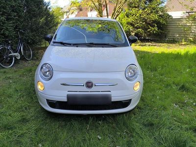 Second-hand Fiat 500 69 CP (50 kW) 2011 Alb Hatchback