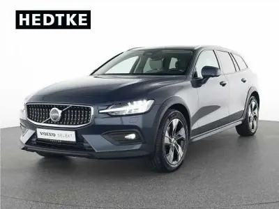 Gebraucht Volvo V60 CC 145 PS (106 kW) 2023 Kombi
