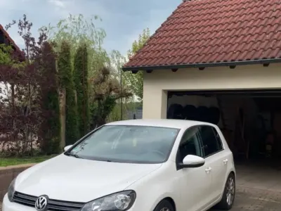 Gebraucht VW Golf VI Highline 122 PS (89 kW) 2010 Weiß Kleinwagen