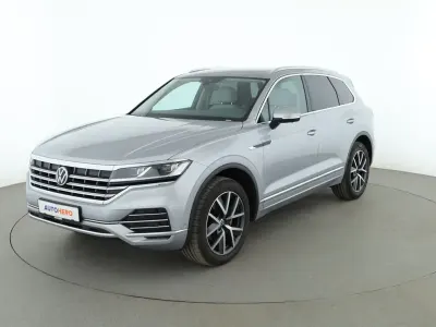 Gebraucht VW Touareg Elegance 231 PS (169 kW) 2021 Grau SUV