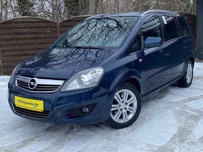 Blau Gebraucht 2012 Opel Zafira Family Van / Kleinbus | 3.490 € (Fairer Preis)