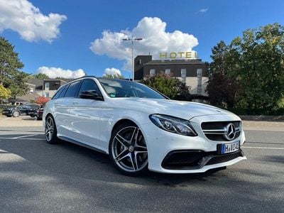 Mercedes C63 AMG