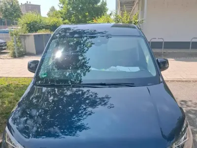 Gebraucht VW Caddy 122 PS (89 kW) 2024 Blau Van / Kleinbus