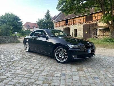 Gebraucht BMW 320 Cabriolet 170 PS (125 kW) 2007 Schwarz Cabrio