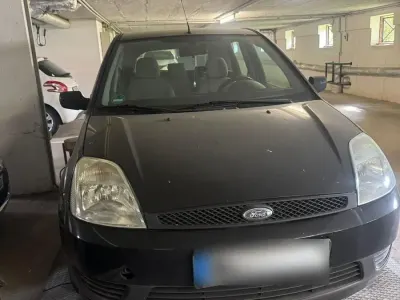 Usata Ford Fiesta 80 CV (58 kW) 2002 Blu Utilitaria