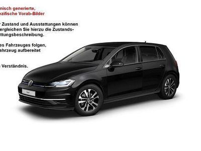 Gebraucht VW Golf VII IQ Drive 131 PS (96 kW) 2019 Deep black perleffekt Limousine