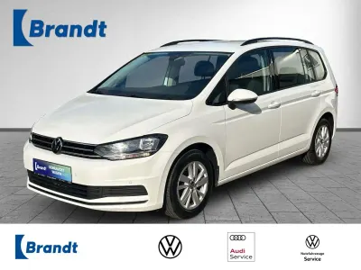 Gebraucht VW Touran Comfortline 150 PS (110 kW) 2021 Weiß Van / Kleinbus