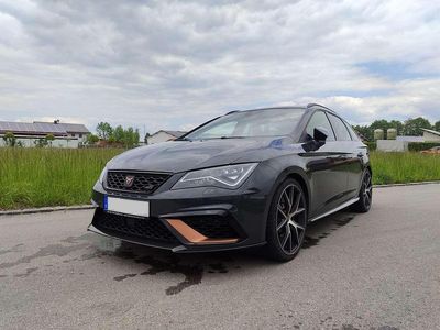 Usata Seat Leon ST 4Drive 300 CV (220 kW) 2020 Grigio Station wagon