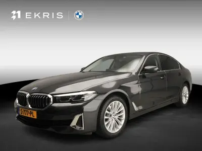 Gebraucht BMW 520 184 PS (135 kW) 2023 Grau Limousine