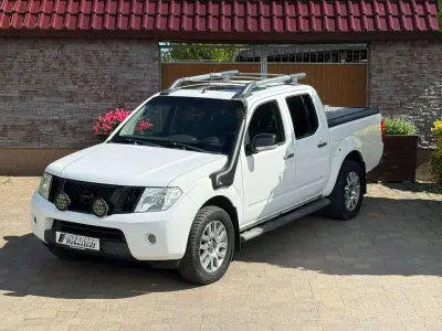 Gebraucht Nissan Navara Platinum 190 PS (139 kW) 2014 Weiß Pickup