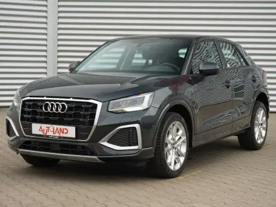 Gebraucht Audi Q2 Comfort 150 PS (110 kW) 2023 Grau SUV