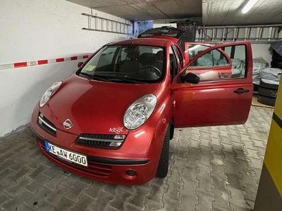 Usado Nissan Micra 65 HP (47 kW) 2006 Vermelho Sedan