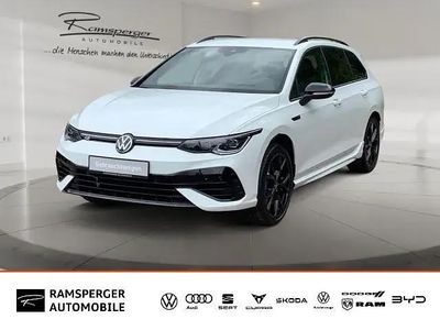 Usata VW Golf VIII R 320 CV (235 kW) 2024 Bianco Station wagon