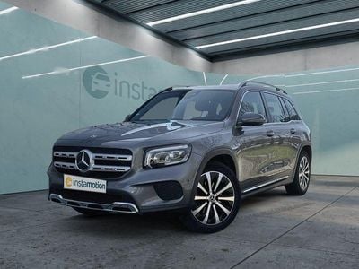 Mercedes GLB180