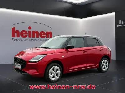 Ny Suzuki Swift Comfort 83 HK (61 kW) 2026 Röd Sedan