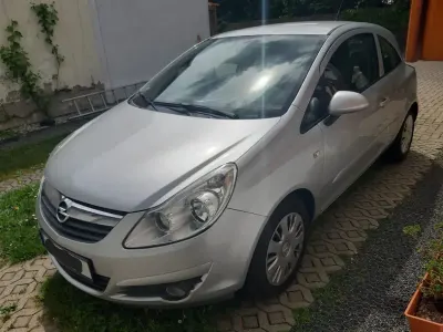 Gebraucht Opel Corsa Edition 80 PS (58 kW) 2007 Silber Kleinwagen