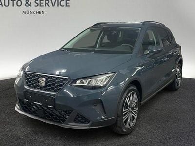 Neu Seat Arona 115 PS (84 kW) 2025 Blau SUV