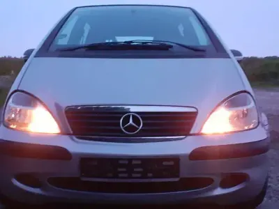 Używany Mercedes A160 102 KM (75 kW) 2001 Srebrny Minivan