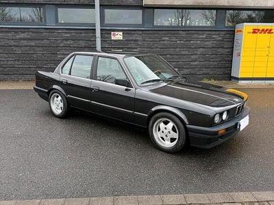 Gebraucht BMW 316 99 PS (72 kW) 1989 Schwarz Limousine