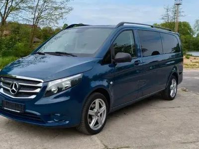 Używany Mercedes Vito 163 KM (119 kW) 2016 Niebieski Van