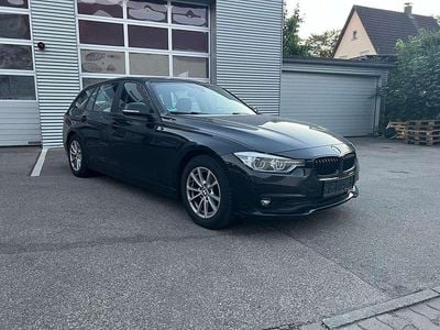 Schwarz ii Gebraucht 2018 BMW 318 Advantage Kombi | 9.850 €