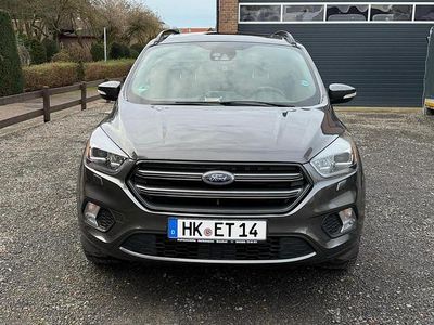 Gebraucht Ford Kuga 170 PS (125 kW) 2017 Grau SUV