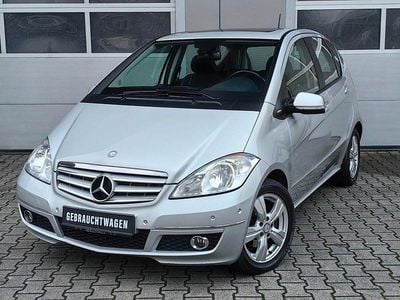 Usata Mercedes A180 109 CV (80 kW) 2010 Argento Berlina
