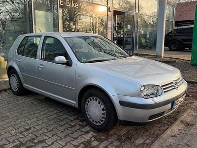 Gebraucht VW Golf IV 116 PS (85 kW) 2000 Silber Limousine