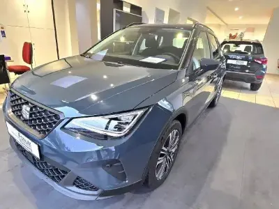 Gebraucht Seat Arona Style 116 PS (85 kW) 2024 Blauschwarz SUV