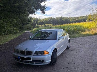 BMW 325