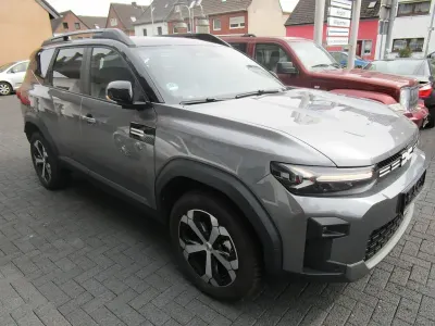 Gebraucht Dacia Bigster Journey 140 PS (102 kW) 2025 Grau SUV