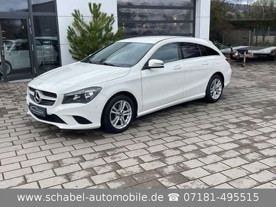 Gebraucht Mercedes CLA180 Shooting Brake 122 PS (89 kW) 2015 Weiß Kombi