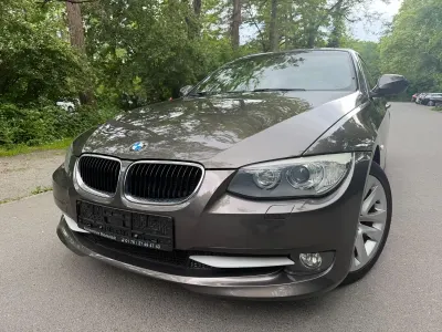 Gebraucht BMW 318 Cabriolet Comfort Edition 143 PS (105 kW) 2012 Grau Cabrio