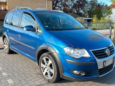 Second-hand VW Touran 170 CP (125 kW) 2008 Albastru Monovolum