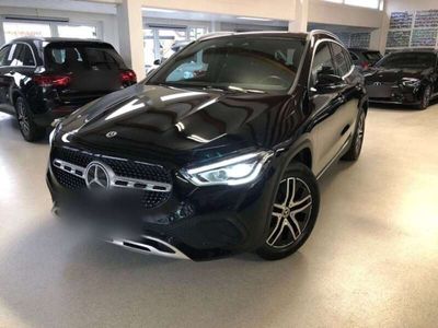 gebraucht Mercedes GLA200 Progressive+LED+Kameras+AHK+Komfort-Fahrwerk+MBUX+